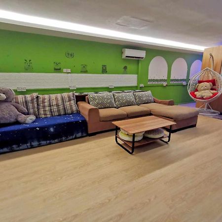 Av Homestay - Kuching Mjc Экстерьер фото