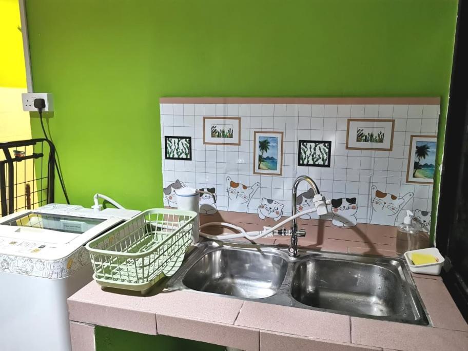 Av Homestay - Kuching Mjc Экстерьер фото